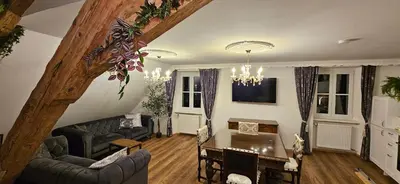 Ein Sitzbereich in der Unterkunft Sisi's Loft - Suite Royale