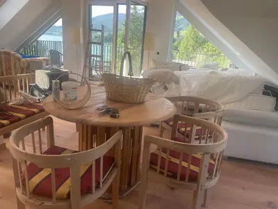 Ein Sitzbereich in der Unterkunft Mondsee