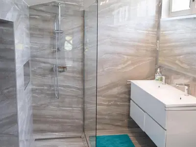 Ein Badezimmer in der Unterkunft Apartment Penthouse Deluxe mit Galerie by Interhome