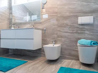 Ein Badezimmer in der Unterkunft Apartment Penthouse Deluxe Galerie 2 stöckig by Interhome