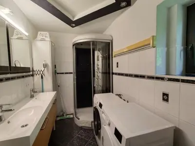 Ein Badezimmer in der Unterkunft Traunsee Apartment