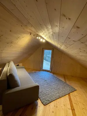 Ein Sitzbereich in der Unterkunft LaLo Alm XL - Großes Familienchalet mit Loft & Panoramablick - 12 Personen