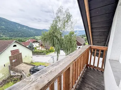 Ein allgemeiner Bergblick oder ein Berglick von der Ferienwohnung aus
