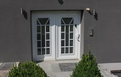 Das Gebäude in dem sich die Ferienwohnung befindet