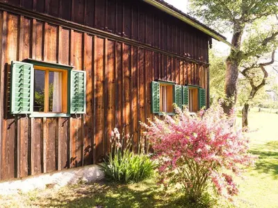 Ein Garten an der Unterkunft Hütterhof - Ferienhaus