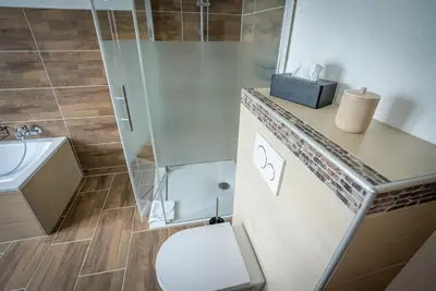 Ein Badezimmer in der Unterkunft BacherlHouse - Apartment Ager