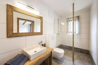 Ein Badezimmer in der Unterkunft AAF - Familien-Chalet Gipfelblick