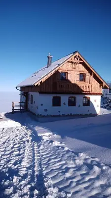 Erlakogelhütte am Feuerkogel im Winter