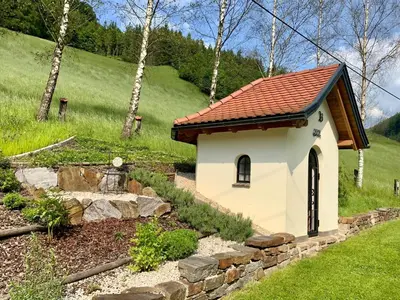 Ein Garten an der Unterkunft Ferienhaus Kaltenberger