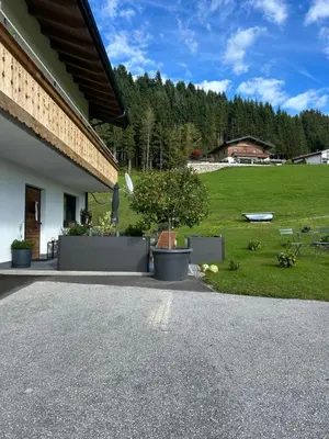 Ein Garten an der Unterkunft Urlaub auf den Land - Mühlauhof