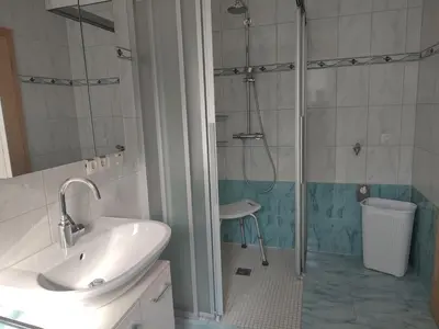 Ein Badezimmer in der Unterkunft Fewo Puxberg