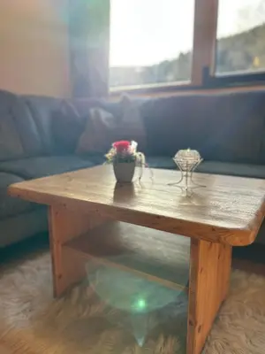 Ein Sitzbereich in der Unterkunft Ferienwohnung Hubenbauer