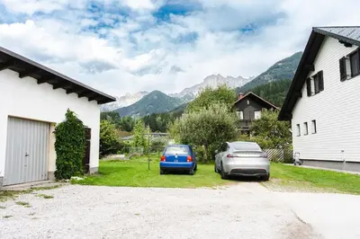 Ein allgemeiner Bergblick oder ein Berglick von der Ferienwohnung aus