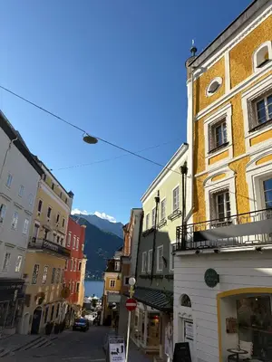 Ein allgemeiner Bergblick oder ein Berglick von der Ferienwohnung aus