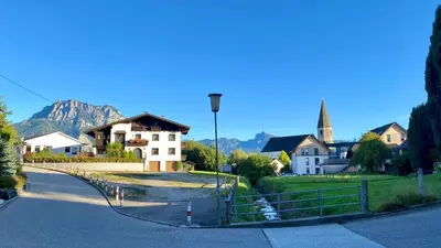 Ein allgemeiner Bergblick oder ein Berglick von der Ferienwohnung aus