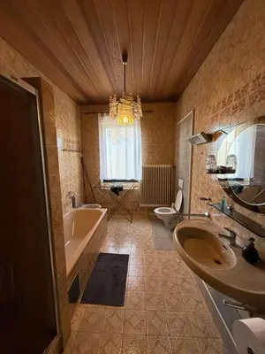Ein Badezimmer in der Unterkunft TOSKANA Gasthaus