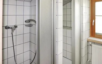 Ein Badezimmer in der Unterkunft Schoene Ferienwohnung Schladm