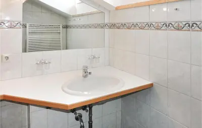 Ein Badezimmer in der Unterkunft Schoene Ferienwohnung Schladm