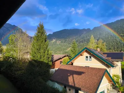 Ein allgemeiner Bergblick oder ein Berglick von der Ferienwohnung aus