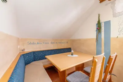 Ein Sitzbereich in der Unterkunft BioHAUS - by myNests
