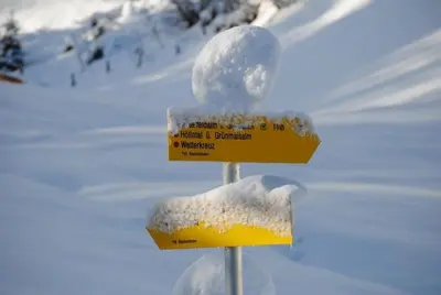Loimoarhütte im Winter
