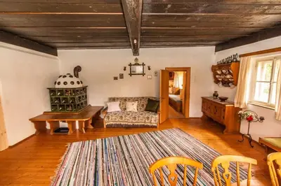 Ein Sitzbereich in der Unterkunft Bauernhaus Lammertal