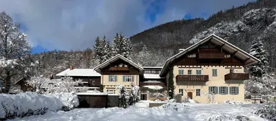 Ein allgemeiner Bergblick oder ein Berglick von der Ferienwohnung aus