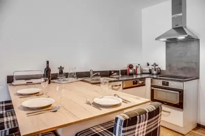 Küche/Küchenzeile in der Unterkunft Dormio Hotel Obertraun