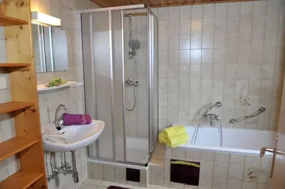 Ein Badezimmer in der Unterkunft Hoamatlhütte