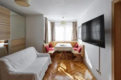 TV/Unterhaltungsangebot in der Unterkunft Alpina Holiday Living Apartments