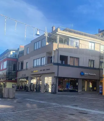 Das Gebäude in dem sich die Ferienwohnung befindet