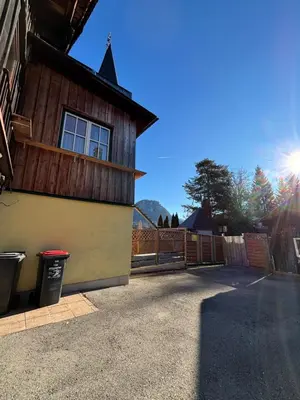 Das Gebäude in dem sich die Ferienwohnung befindet