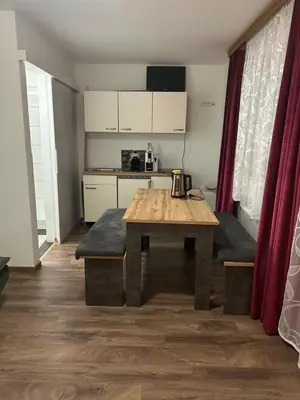 Küche/Küchenzeile in der Unterkunft Cinthias Sonnseiten Apartments Panoramalage über Altenmarkt, Nähe Therme und Skigebiet