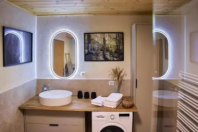 Ein Badezimmer in der Unterkunft Casa Francesco - Ruhiges Apartment nahe Riesneralm & Planneralm