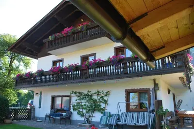 Ein Balkon oder eine Terrasse in der Unterkunft Gästehaus Riki Oberschmid