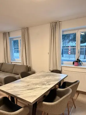 Ein Sitzbereich in der Unterkunft Appartement Kodra