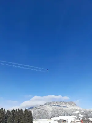 Ein allgemeiner Bergblick oder ein Berglick von der Ferienwohnung aus