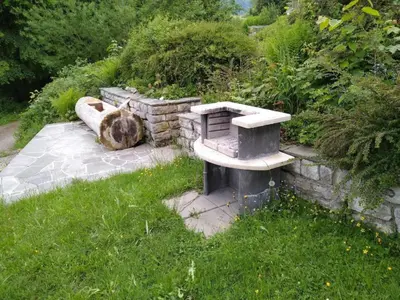 Ein Garten an der Unterkunft Holiday Home Haus Traunsee-Blick by Interhome