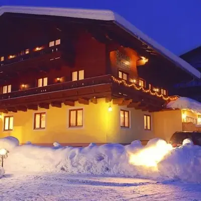 Pension Mozart by Skilink Winter