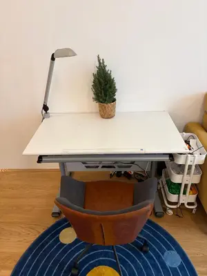 Grundriss der Unterkunft A bright spacious & convenient 2 brm TownHouse