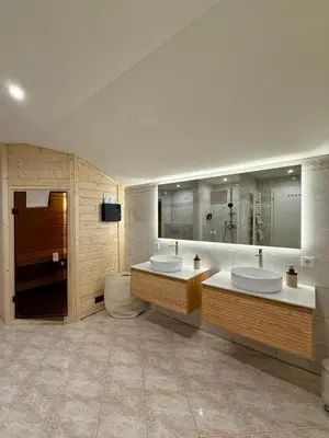 Ein Badezimmer in der Unterkunft Haus Monterosa