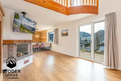 Ein allgemeiner Bergblick oder ein Berglick von der Ferienwohnung aus