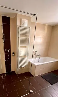 Ein Badezimmer in der Unterkunft Ramsaublick