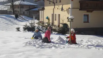 Familien-Bauernhof Neumoar im Winter