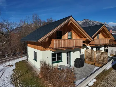 Ein allgemeiner Bergblick oder ein Berglick von des Chalets aus