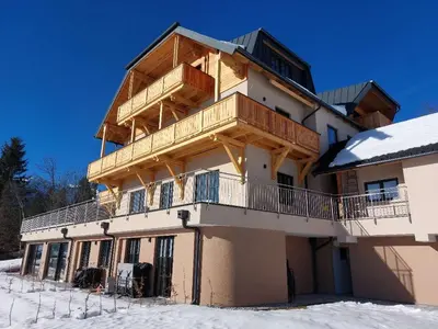 Das Gebäude in dem sich die Ferienwohnung befindet