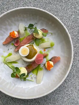 Essen im Hotel oder in der Nähe