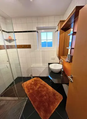 Ein Badezimmer in der Unterkunft Panorama Appartement am Mühlbachberg