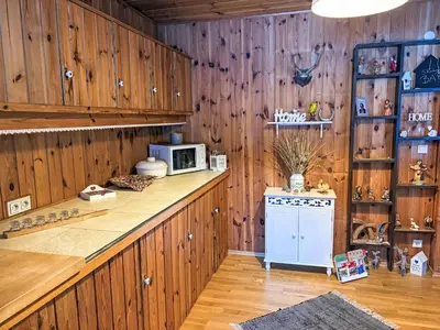 Küche/Küchenzeile in der Unterkunft Holiday Home Forsthaus Chalet by Interhome