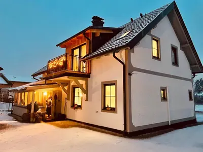 Das Gebäude in dem sich das Privatzimmer befindet